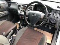 USED 2008 58 KIA RIO 1.6 SPORT 5d 111 BHP PRIVACY GLASS, CLIMATE CONTROL, AIR CON, ELECTRIC SUNROOF, ALLOY WHEELS, REMOTE CENTRAL LOCKING, CD/RADIO/AUX, FRONT FOG LIGHTS, ELECTRIC WINDOWS AND MIRRORS AND 2 KEYS