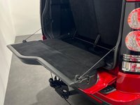 USED 2015 15 LAND ROVER DISCOVERY 3.0 SDV6 HSE 5d 255 BHP Spectacular Firenze Red, Extended Ebony Leather, Landrover Dealer Service History