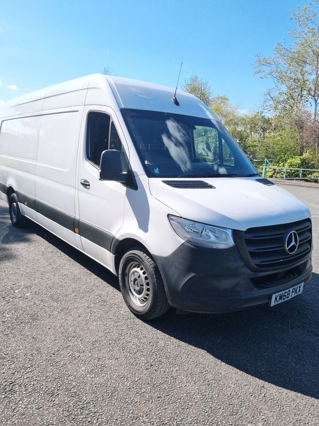 Used vans for sale. Wirral & Cheshire van Dealer Link Mobile Van City