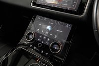 USED 2018 18 LAND ROVER RANGE ROVER VELAR 2.0 R-DYNAMIC SE 5d 296 BHP + NATIONWIDE HOME DELIVERY +