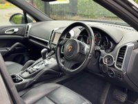 USED 2012 12 PORSCHE CAYENNE 3.0 D V6 TIPTRONIC 5d 245 BHP 
