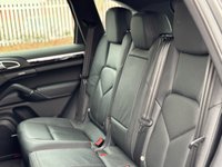 USED 2012 12 PORSCHE CAYENNE 3.0 D V6 TIPTRONIC 5d 245 BHP 