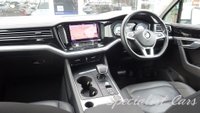 USED 2019 69 VOLKSWAGEN TOUAREG 3.0 V6 SEL TDI 5d 282 BHP 