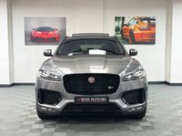 USED 2019 19 JAGUAR F-PACE 3.0 S AWD 5d 296 BHP PAN ROOF / MERIDIAN / 1 OWNER
