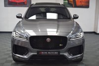 USED 2019 19 JAGUAR F-PACE 3.0 S AWD 5d 296 BHP PAN ROOF / MERIDIAN / 1 OWNER