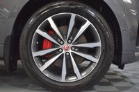USED 2019 19 JAGUAR F-PACE 3.0 S AWD 5d 296 BHP PAN ROOF / MERIDIAN / 1 OWNER