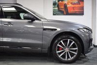 USED 2019 19 JAGUAR F-PACE 3.0 S AWD 5d 296 BHP PAN ROOF / MERIDIAN / 1 OWNER
