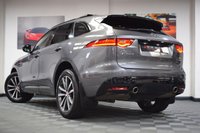 USED 2019 19 JAGUAR F-PACE 3.0 S AWD 5d 296 BHP PAN ROOF / MERIDIAN / 1 OWNER