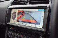 USED 2019 19 JAGUAR F-PACE 3.0 S AWD 5d 296 BHP PAN ROOF / MERIDIAN / 1 OWNER