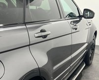 USED 2016 16 LAND ROVER RANGE ROVER EVOQUE 2.0 TD4 HSE DYNAMIC 5d 177 BHP Striking Corris Metallic Grey, Hosting &pound;5095 factory options, ebony / pimento red full leather, black pack,