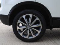 USED 2010 60 NISSAN QASHQAI 2.0 TEKNA 5d 140 BHP www.suffolkcarcentre.co.uk - Located at Ilketshall