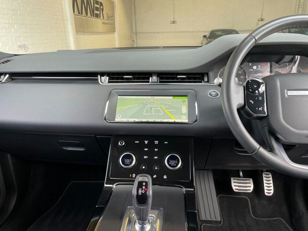 USED 2019 19 LAND ROVER RANGE ROVER EVOQUE 2.0 D180 R-DYNAMIC S SUV 5dr DIESEL AUTO 4WD EURO 6 (S/S) (180 PS) ESTATE