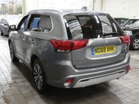 USED 2019 68 MITSUBISHI OUTLANDER 2.0 4 5d 148 BHP 7 SEATS APP BASED NAV FULL LEATHER INTERIOR PARKING SENSORS MITSUBISHI WARRANTY TILL FEB 2024