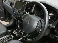 USED 2019 68 MITSUBISHI OUTLANDER 2.0 4 5d 148 BHP 7 SEATS APP BASED NAV FULL LEATHER INTERIOR PARKING SENSORS MITSUBISHI WARRANTY TILL FEB 2024