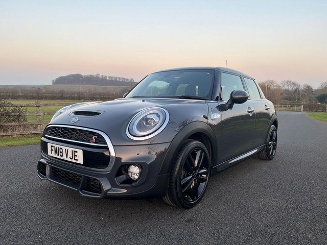 2018 18 MINI Hatch Cooper 2.0 COOPER S 5d 190 BHP