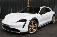 USED 2021 71 PORSCHE TAYCAN 4S CROSS TURISMO 5d 563 BHP VAT QUALIFYING CAR!! OVER &pound;15K OF OPTIONAL EXTRAS, PAN ROOF, 18 WAY LEATHER SEATS - HEATED SEATS - HEATED STEERING - PERFORMANCE PLUS - 21 INCH CROSS TURISMO ALLOY WHEELS