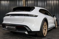 USED 2021 71 PORSCHE TAYCAN 4S CROSS TURISMO 5d 563 BHP VAT QUALIFYING CAR!! OVER &pound;15K OF OPTIONAL EXTRAS, PAN ROOF, 18 WAY LEATHER SEATS - HEATED SEATS - HEATED STEERING - PERFORMANCE PLUS - 21 INCH CROSS TURISMO ALLOY WHEELS