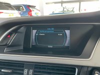USED 2014 14 AUDI A4 2.0 TDI QUATTRO S LINE S/S 4d 174 BHP LOW MILEAGE QUATTRO 4X4 SYSTEM