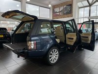 USED 2011 11 LAND ROVER RANGE ROVER 4.4 TDV8 VOGUE 5d 313 BHP MOST DESIRABLE COLOUR COMBO