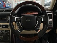 USED 2011 11 LAND ROVER RANGE ROVER 4.4 TDV8 VOGUE 5d 313 BHP MOST DESIRABLE COLOUR COMBO