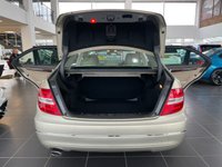 USED 2011 61 MERCEDES-BENZ C-CLASS 2.1 C220 CDI BLUEEFFICIENCY ELEGANCE ED125 4d 170 BHP 8 SERVICES - LAST 09/2022