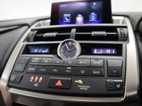 USED 2016 16 LEXUS NX 2.5 300H LUXURY 5d 153 BHP WITH STUNNING PANORAMIC ROOF, FABULOUS SERVICE HISTORY