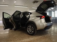 USED 2016 16 LEXUS NX 2.5 300H LUXURY 5d 153 BHP WITH STUNNING PANORAMIC ROOF, FABULOUS SERVICE HISTORY