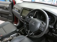 USED 2019 69 MITSUBISHI OUTLANDER 2.0 EXCEED 5d 148 BHP 7 SEATS SAT NAV LEATHER HEATED REAR CAMERA MITSUBISHI WARRANTY TILL OCT 2024