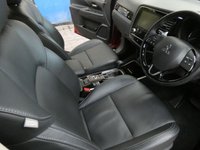 USED 2019 69 MITSUBISHI OUTLANDER 2.0 EXCEED 5d 148 BHP 7 SEATS SAT NAV LEATHER HEATED REAR CAMERA MITSUBISHI WARRANTY TILL OCT 2024