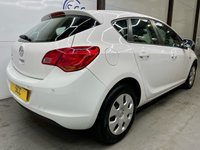 USED 2012 12 VAUXHALL ASTRA  1.4 16v Exclusiv Hatchback 5dr Petrol Manual Euro 5 (100 ps) Cruise Control, Bluetooth, A/C