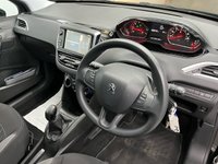USED 2013 63 PEUGEOT 208 1.2 VTi Active Hatchback 3dr Petrol Manual Euro 5 (82 ps) Bluetooth, A/C, &pound;20 TAX!