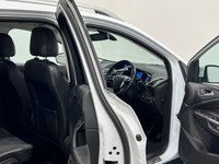 USED 2015 15 FORD KUGA 2.0 TITANIUM 4x4 TDCI 5d 160 BHP Striking Frozen white, part leather, appearance pack, convenience pack, 18" alloy wheels , serviced annually within the FORD Dealer network