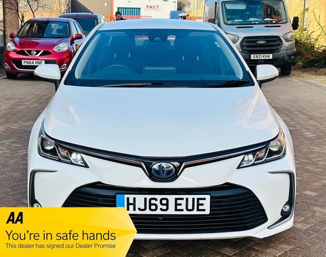 Used Toyota cars for sale. Toyota Dealer Welwyn Garden City Car Vault UK