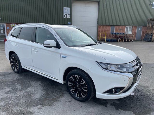 2017 17 Mitsubishi Outlander 2.0 PHEV GX 4HS 5d 161 BHP
