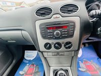 USED 2011 11 FORD FOCUS 1.8 ZETEC 5d 125 BHP Amazing Low Mileage 5 door petrol hatchback with FSH