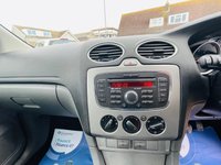 USED 2011 11 FORD FOCUS 1.8 ZETEC 5d 125 BHP Amazing Low Mileage 5 door petrol hatchback with FSH