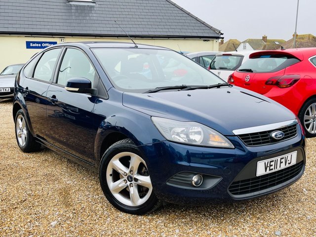 2011 11 Ford Focus 1.8 ZETEC 5d 125 BHP