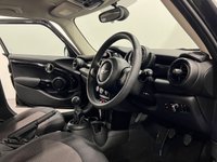 USED 2017 67 MINI HATCH COOPER 1.5 COOPER 5d 134 BHP Striking midnighrt black , John Cooper body styling , 17" high gloss alloy wheels