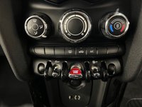 USED 2017 67 MINI HATCH COOPER 1.5 COOPER 5d 134 BHP Striking midnighrt black , John Cooper body styling , 17" high gloss alloy wheels