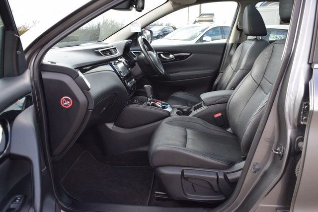 2015 NISSAN QASHQAI - Photo 5