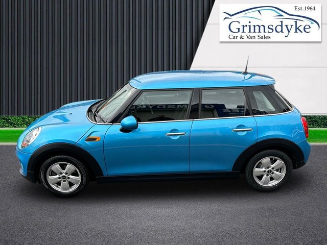 View our MINI HATCH COOPER