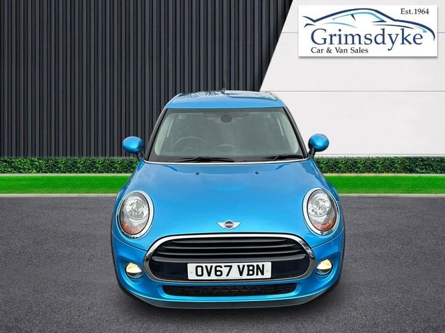View our MINI HATCH COOPER