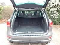 USED 2014 64 VOLKSWAGEN TOUAREG 3.0 V6 R-LINE TDI BLUEMOTION TECHNOLOGY 5d  F/MSH-SATNAV-DAB-BLUETOOTH