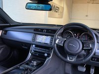 USED 2017 17 JAGUAR XF 2.0 D R-SPORT AWD 4d 177 BHP 