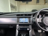 USED 2017 17 JAGUAR XF 2.0 D R-SPORT AWD 4d 177 BHP 
