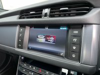 USED 2017 17 JAGUAR XF 2.0 D R-SPORT AWD 4d 177 BHP 