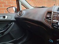 USED 2013 13 FORD FIESTA 1.6 TITANIUM 5d 104 BHP 9 SERVICE STAMPS