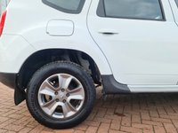 USED 2015 15 DACIA DUSTER 1.5L LAUREATE DCI 5d 109 BHP DACIA DUSTER 1.5L LAUREATE DCI 5d 109 BHP