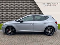 USED 2017 67 SEAT LEON 2.0 TSI CUPRA 300 DSG 5d 297 BHP APPLE CAR PLAY - ANDROID AUTO - HEATED SEATS - ADAPTIVE CRUISE CONTROL - HIGH LEVEL NAVIGATION SYSTEM - ALCANTARA SEATS - RAM AIR INDUCTION KIT FITTED
