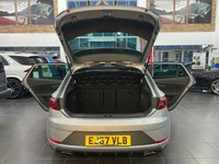 USED 2017 67 SEAT LEON 2.0 TSI CUPRA 300 DSG 5d 297 BHP APPLE CAR PLAY - ANDROID AUTO - HEATED SEATS - ADAPTIVE CRUISE CONTROL - HIGH LEVEL NAVIGATION SYSTEM - ALCANTARA SEATS - RAM AIR INDUCTION KIT FITTED